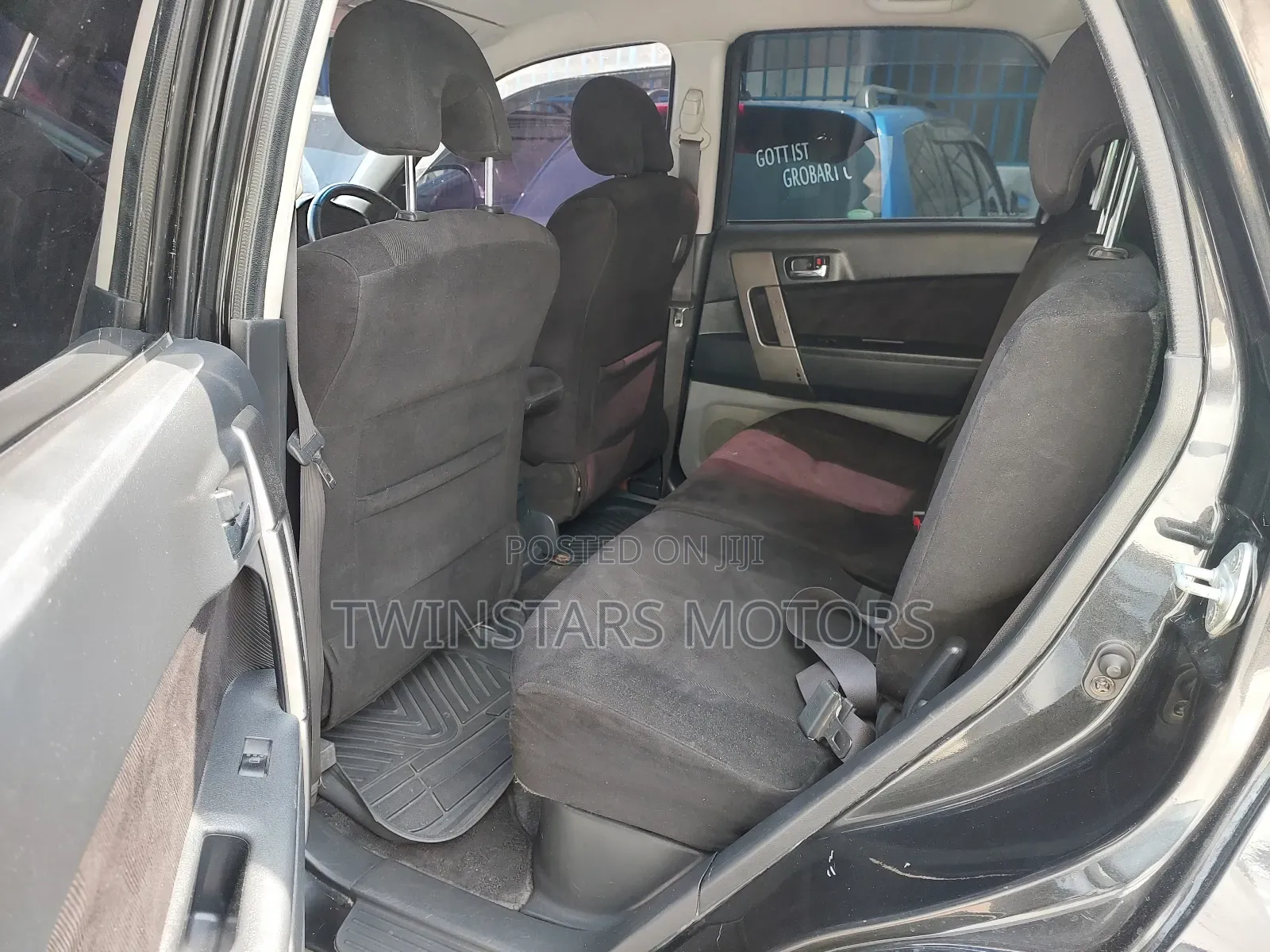Toyota Rush 1.5 AWD 2012 Black