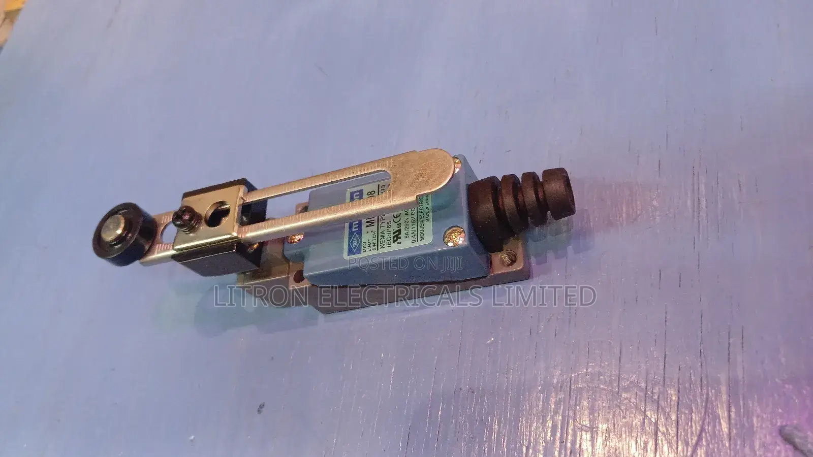 8108 Limit Switch