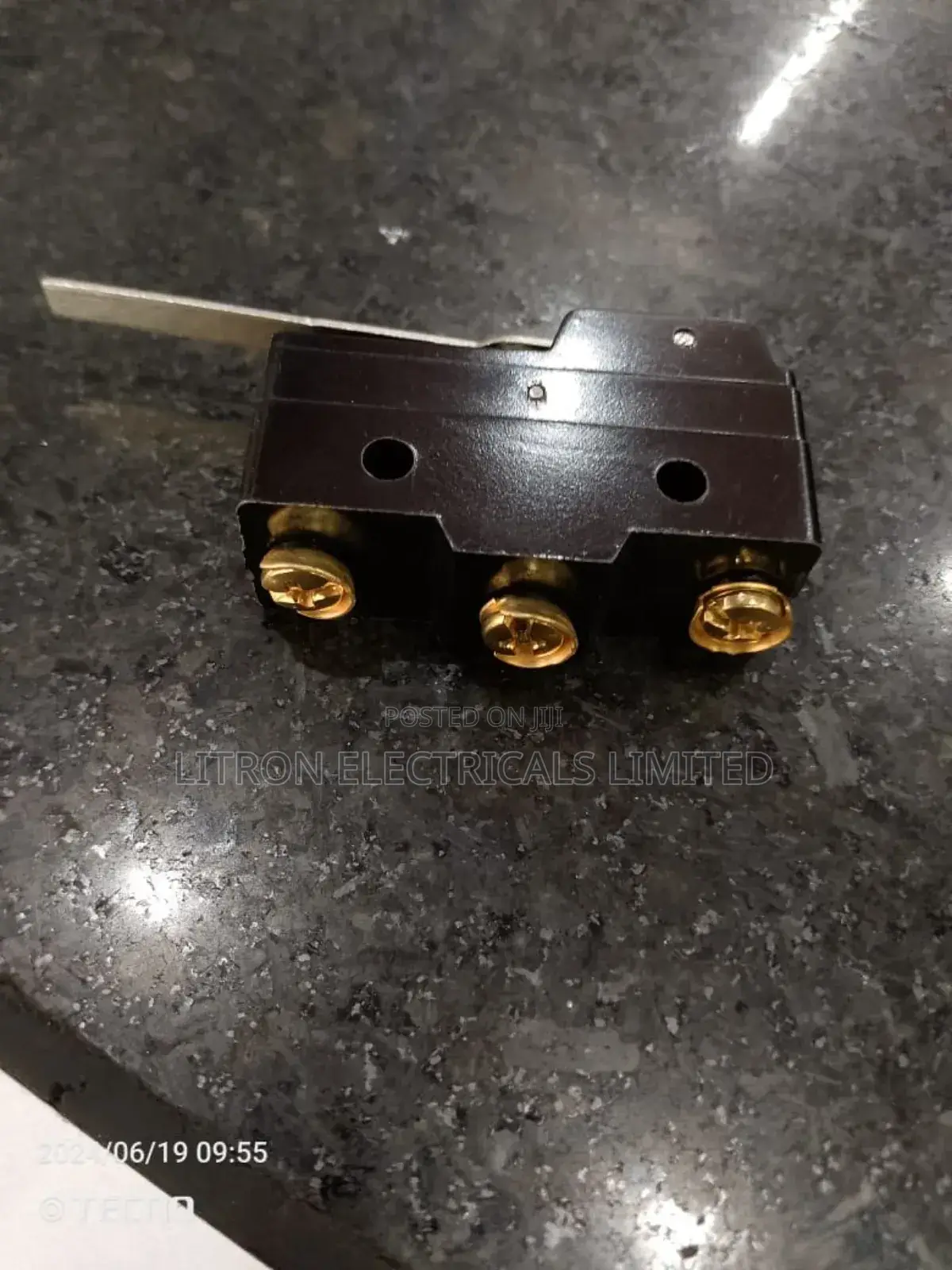 Micro Limit Switch Z-15bw