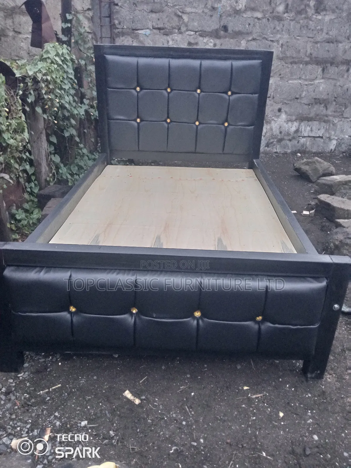 Hardwood Bluegham Mocket Beds 4x6.