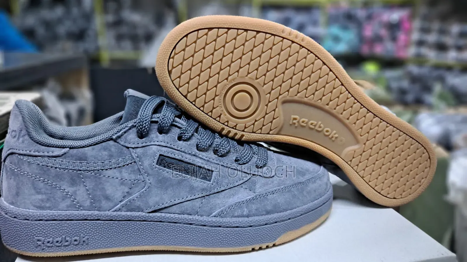 Sepetu Reebok
