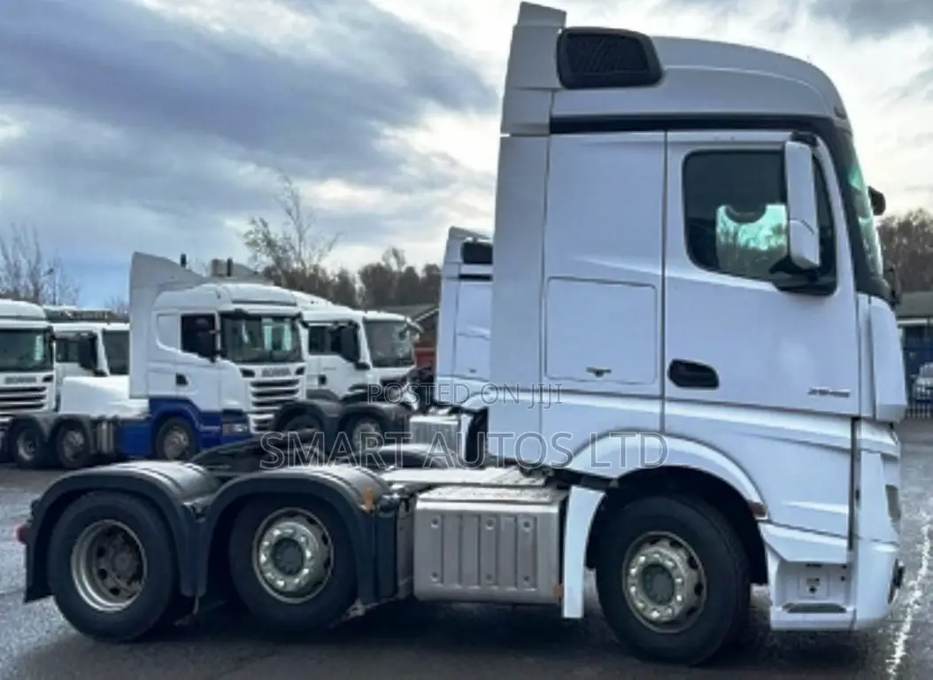 Mercedes Actros 2546