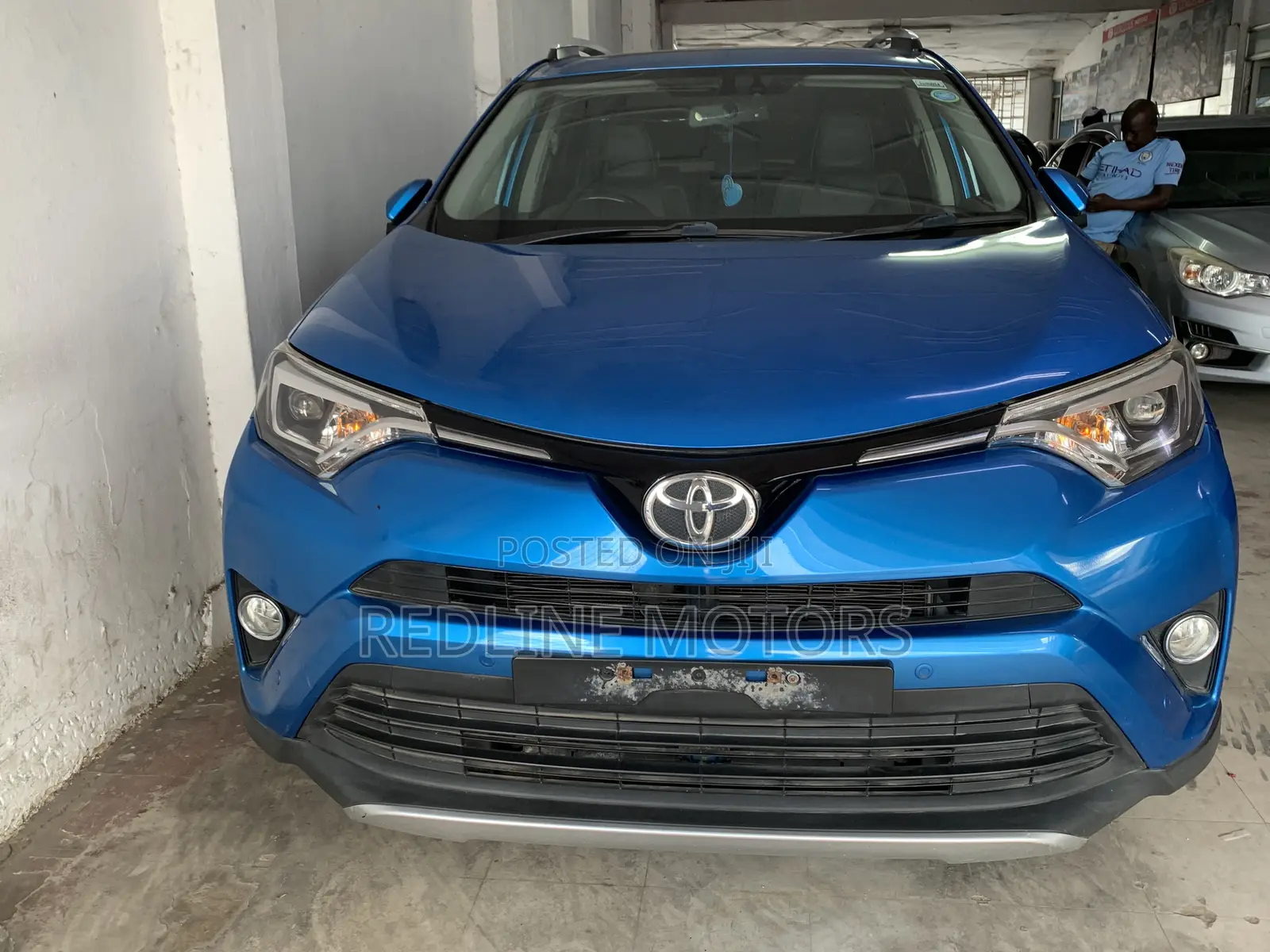 Toyota RAV4 SE AWD (2.5L 4cyl 6A) 2016 Blue
