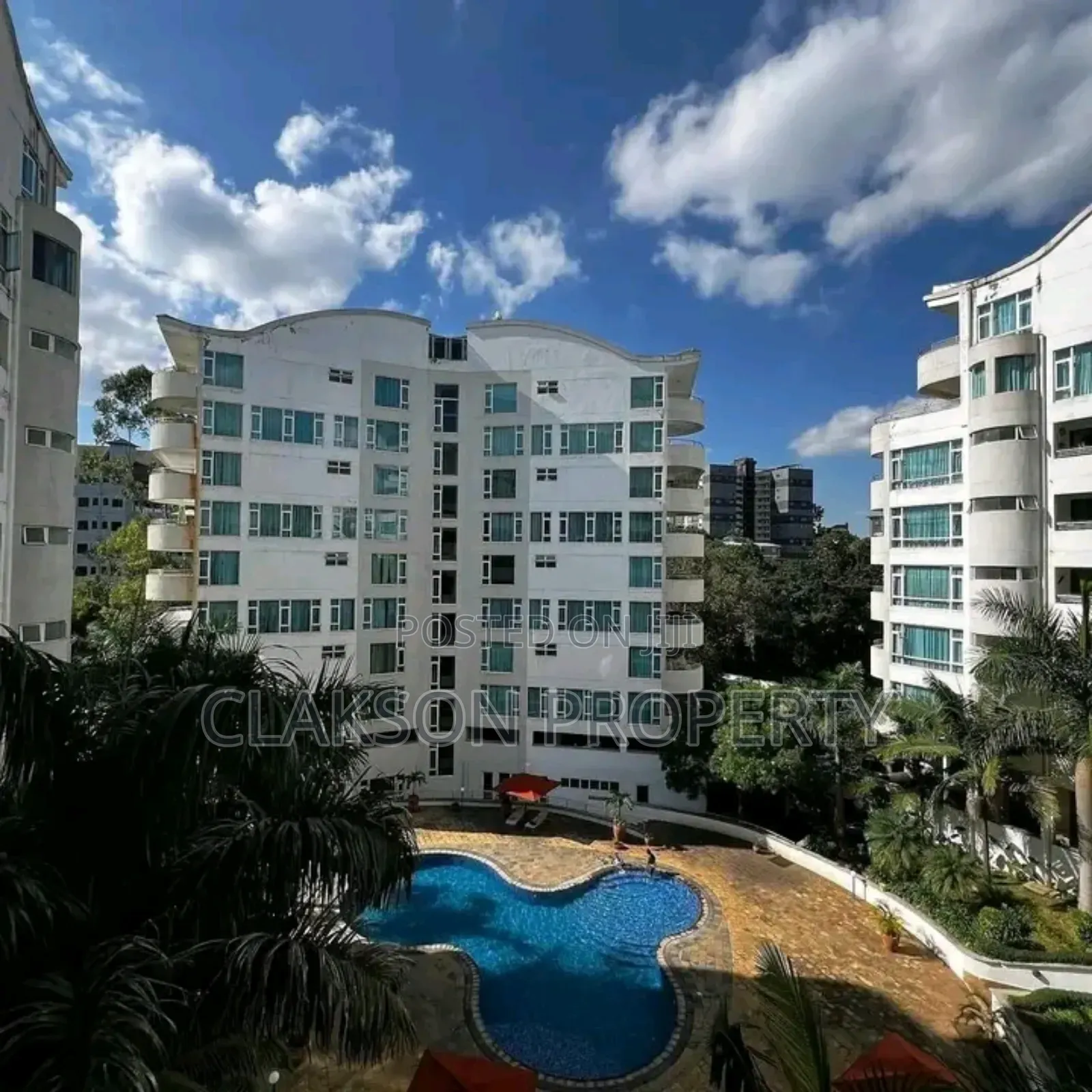 3bdrm Apartment in Riverside for sale