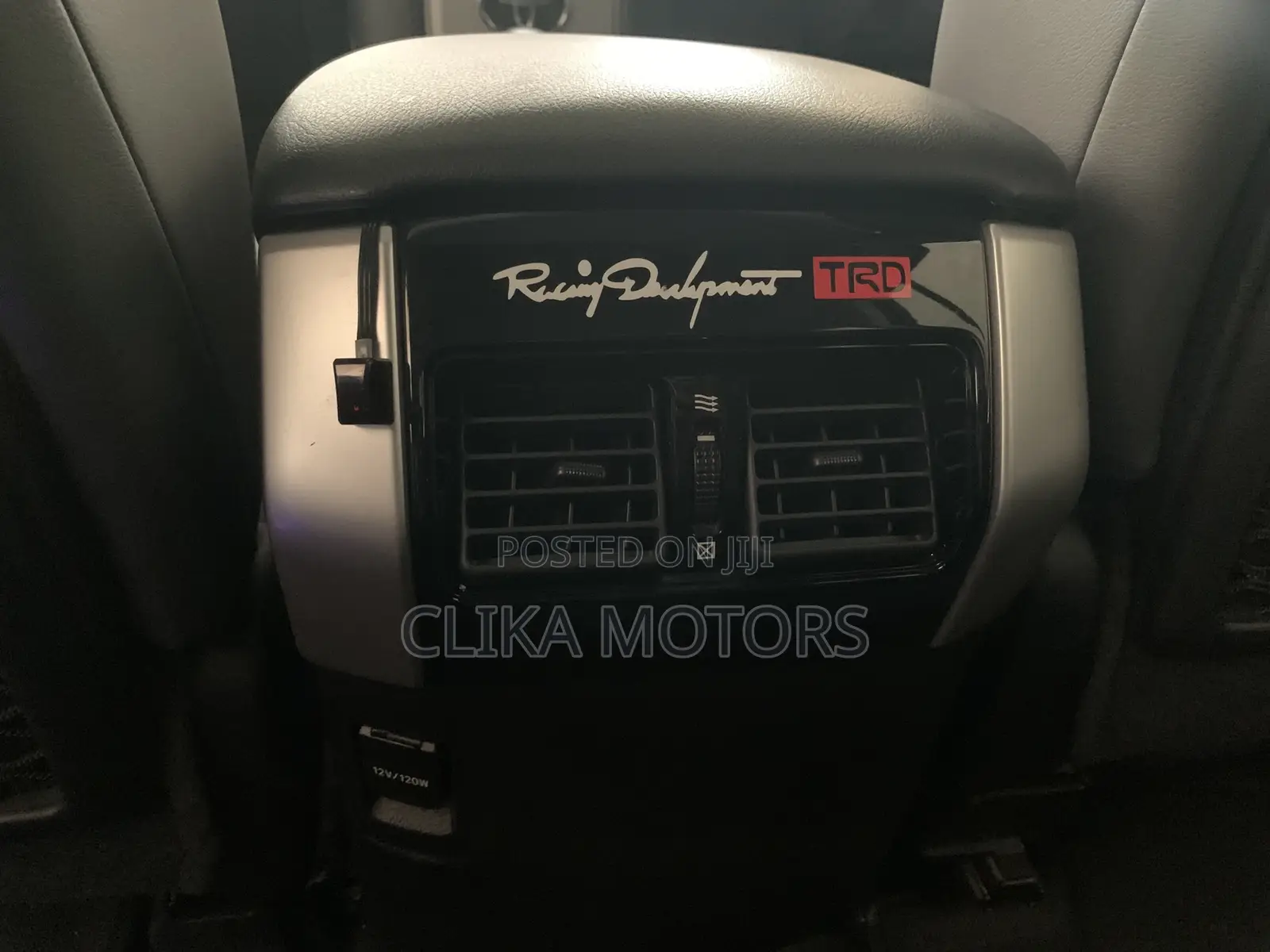 Toyota Land Cruiser Prado 2.8 2017 Matt Black