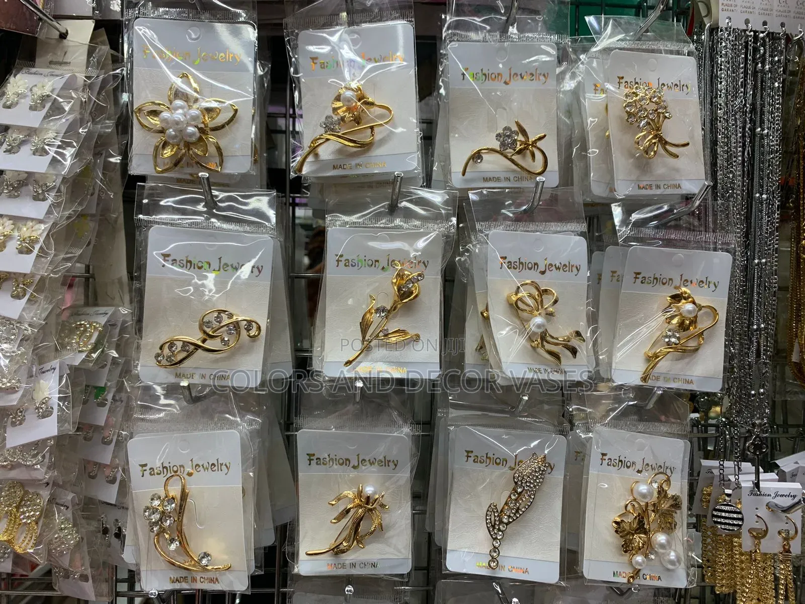 Brooches Gold and Silver
