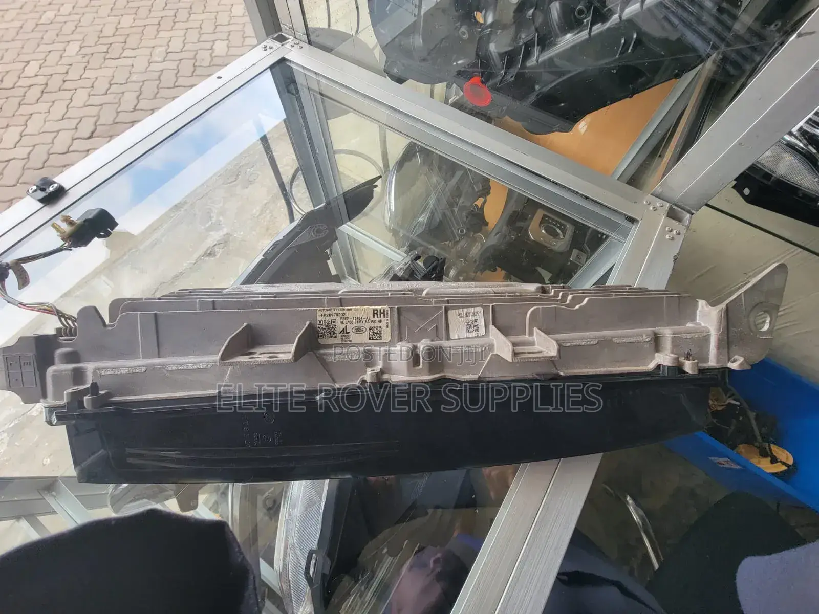 Range Rover Vogue L460 Taillight