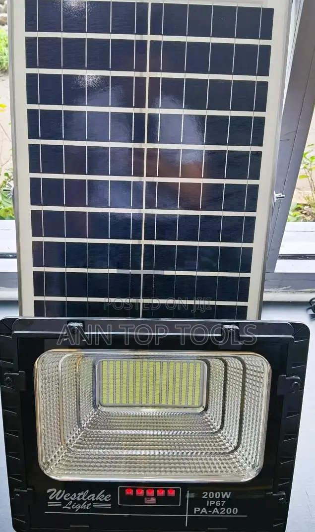 200 Watts Westlake Solar Floodlight