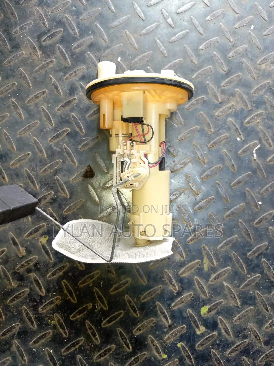 Fuel Pump Toyota Passo 2012