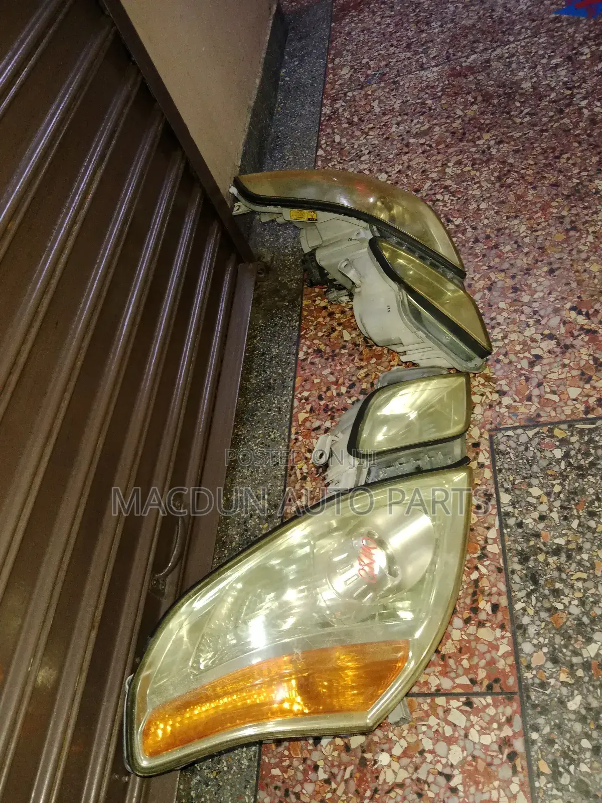 Toyota Mark 2 Blitz Xenon Headlights