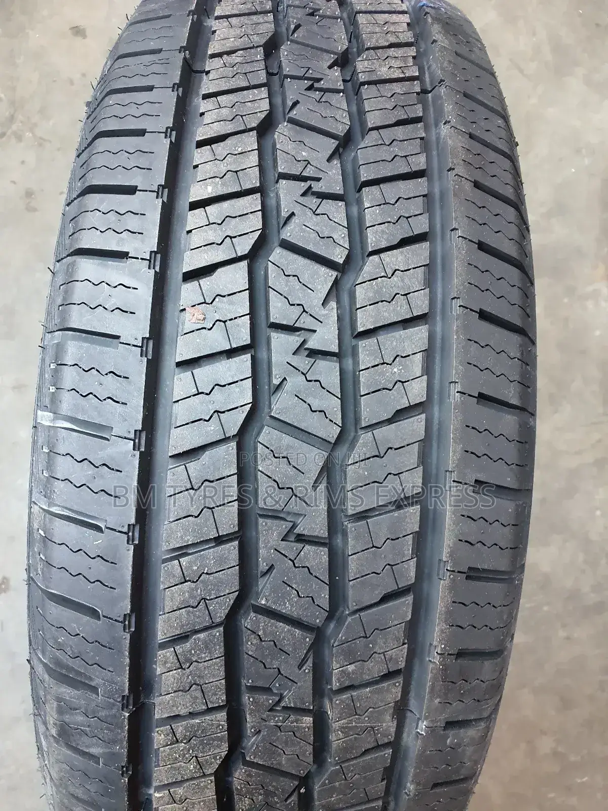 235 /60 R18 Fortune Tyres H/T.