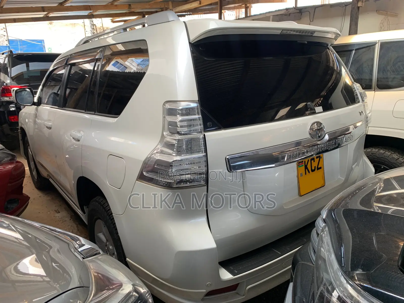 Toyota Land Cruiser Prado 2.8 D-4D 2015 Pearl