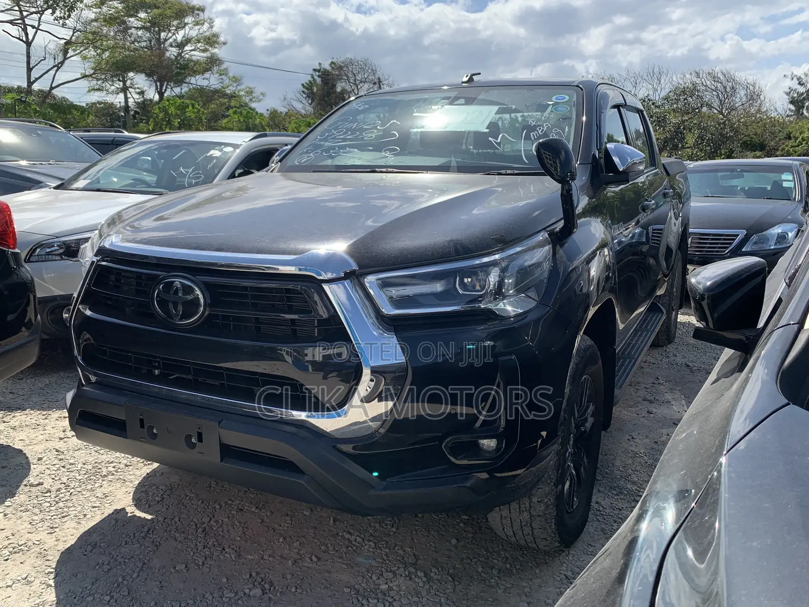 Toyota Hilux 2.4 Diesel 2020 Matt Black