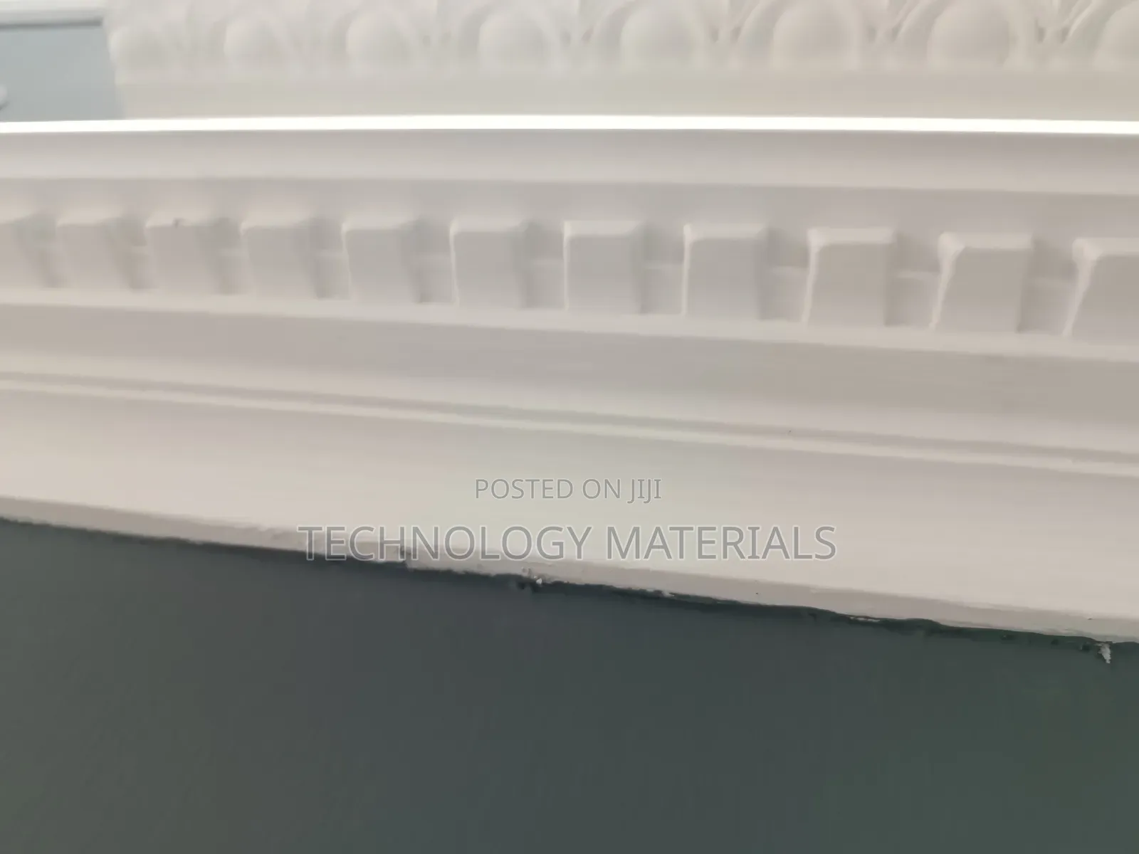 PU Cornice 4 Inch