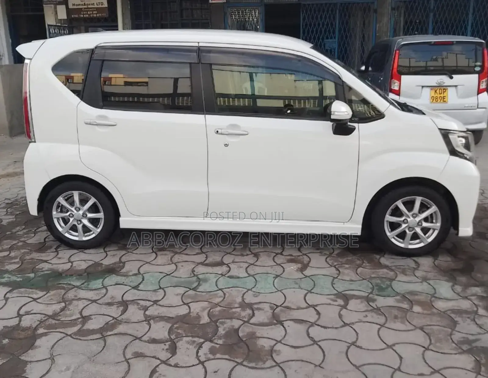 Daihatsu Move 2018 White