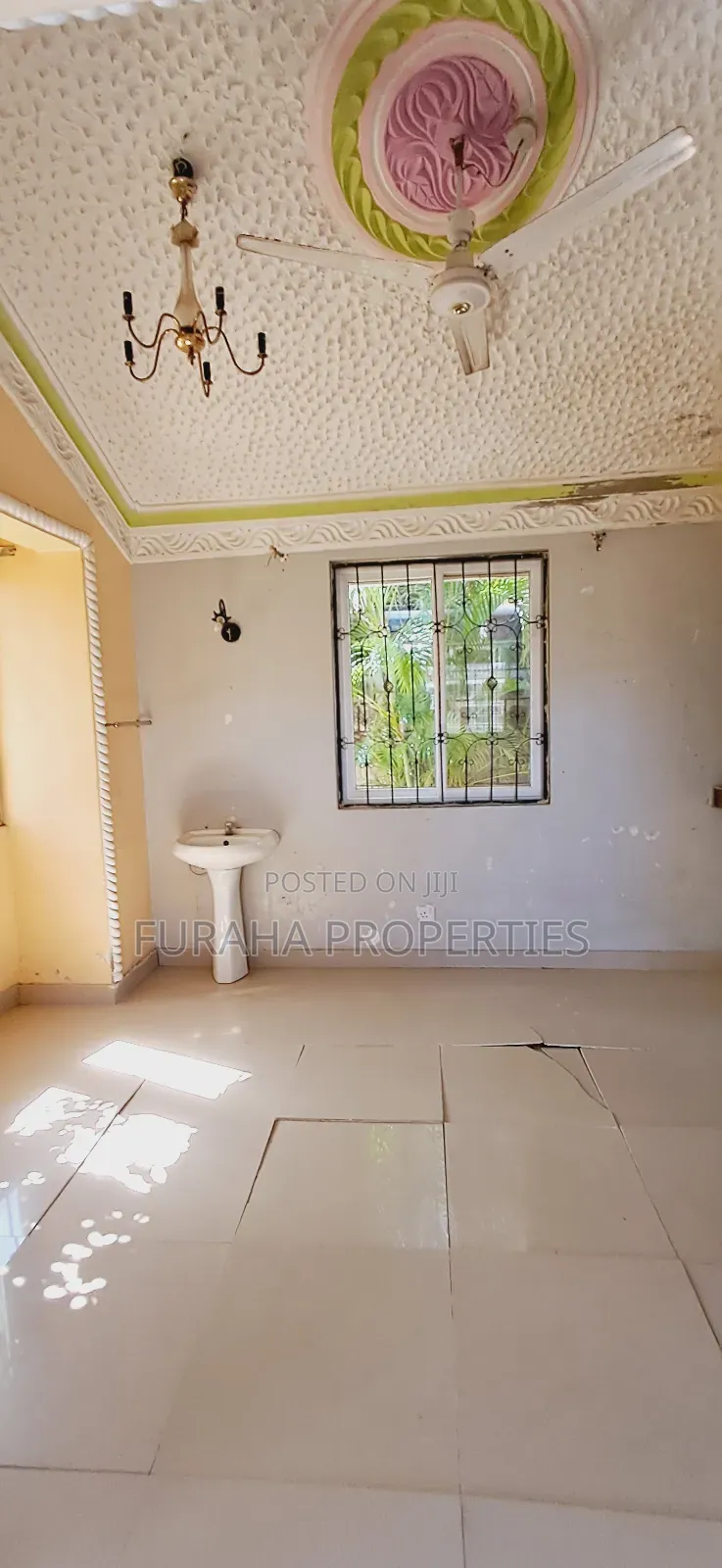 3bdrm Bungalow in Kiembeni for sale