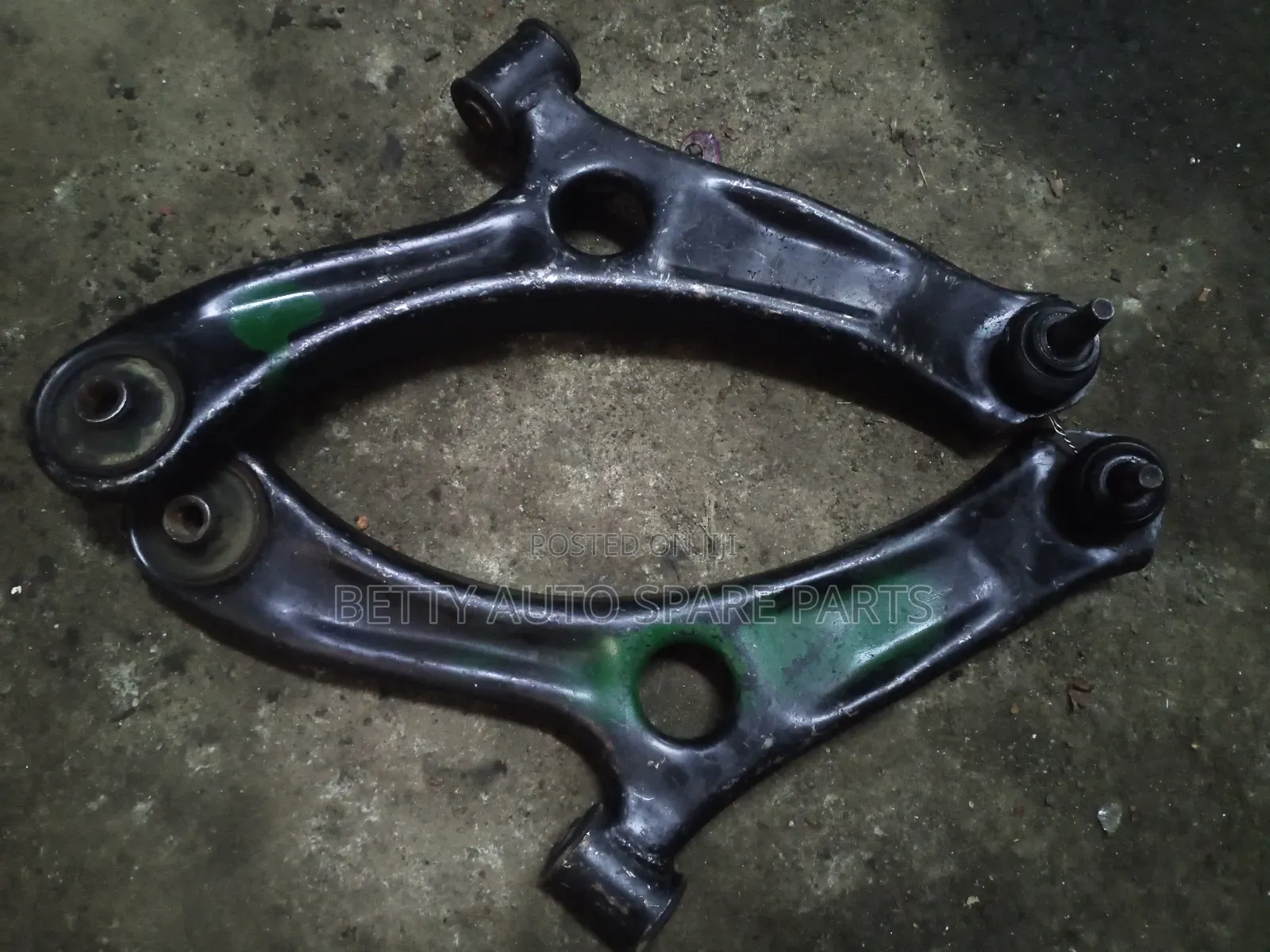 Suzuki Alto Control Arm