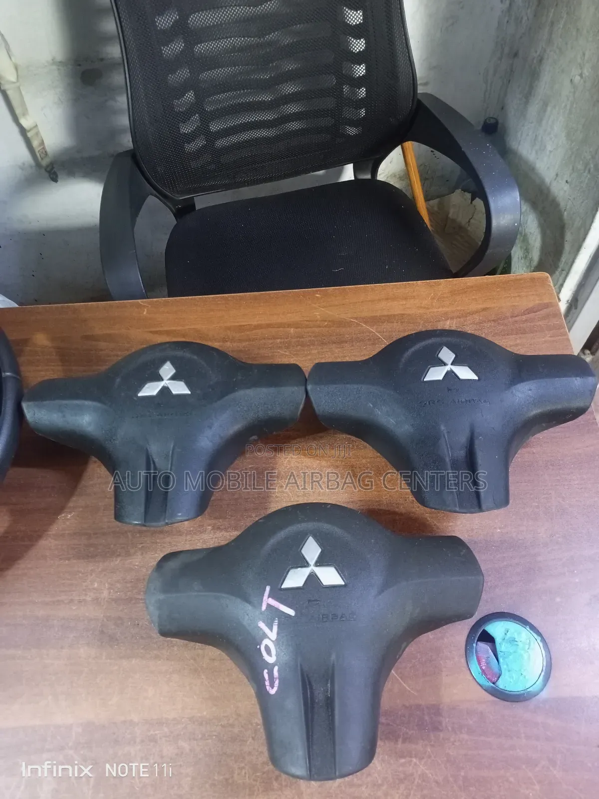 Mitsubishi Colt Steering Airbags