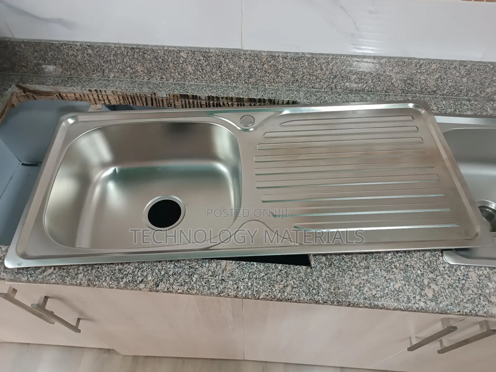 Heavy Gauge Kitchen Sink ( Single Bowl Single Drain)
