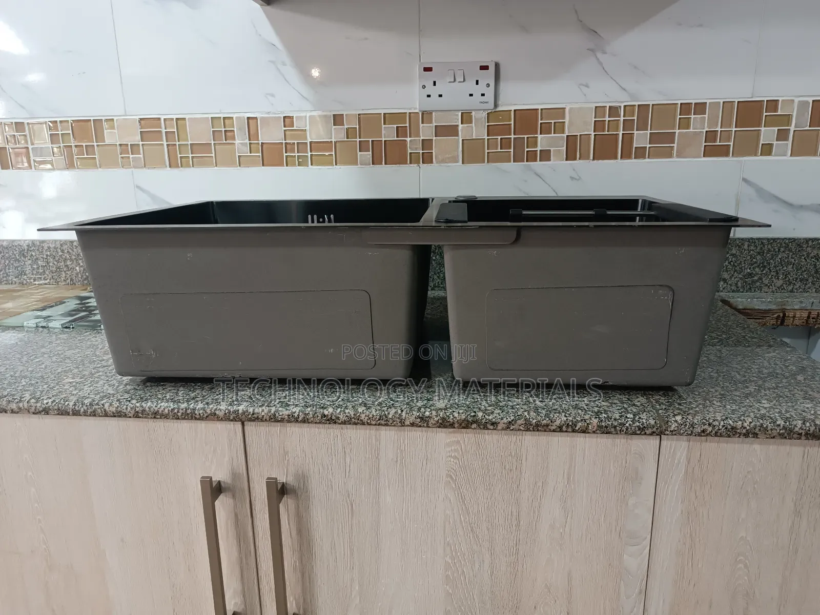 Black Heavy Gauge Stainless Steel Sink