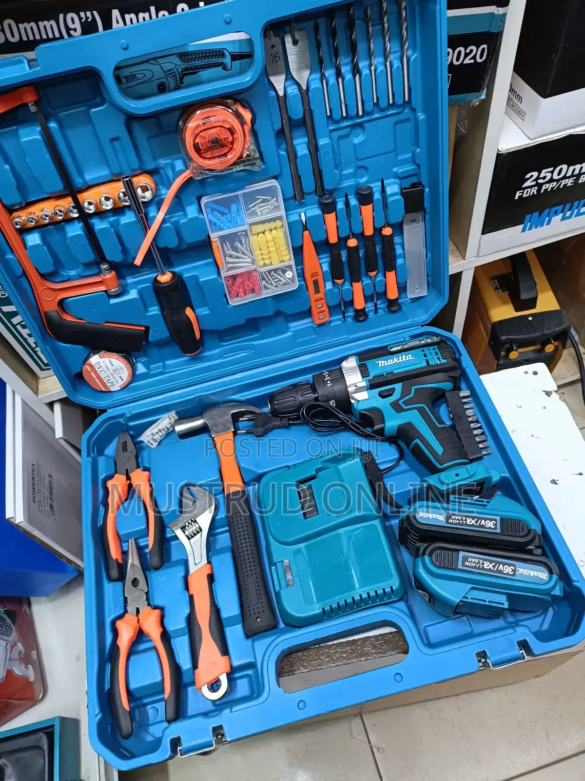 Selling Portable Makita Toolkit