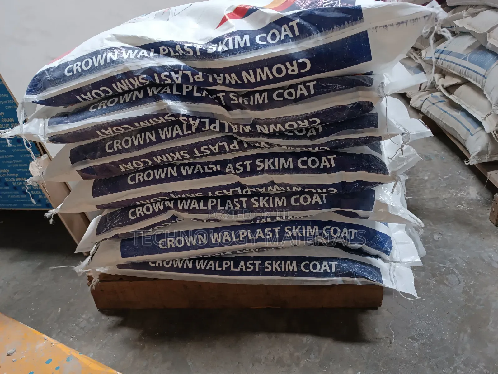 Crown Wallplast Skimming Filler