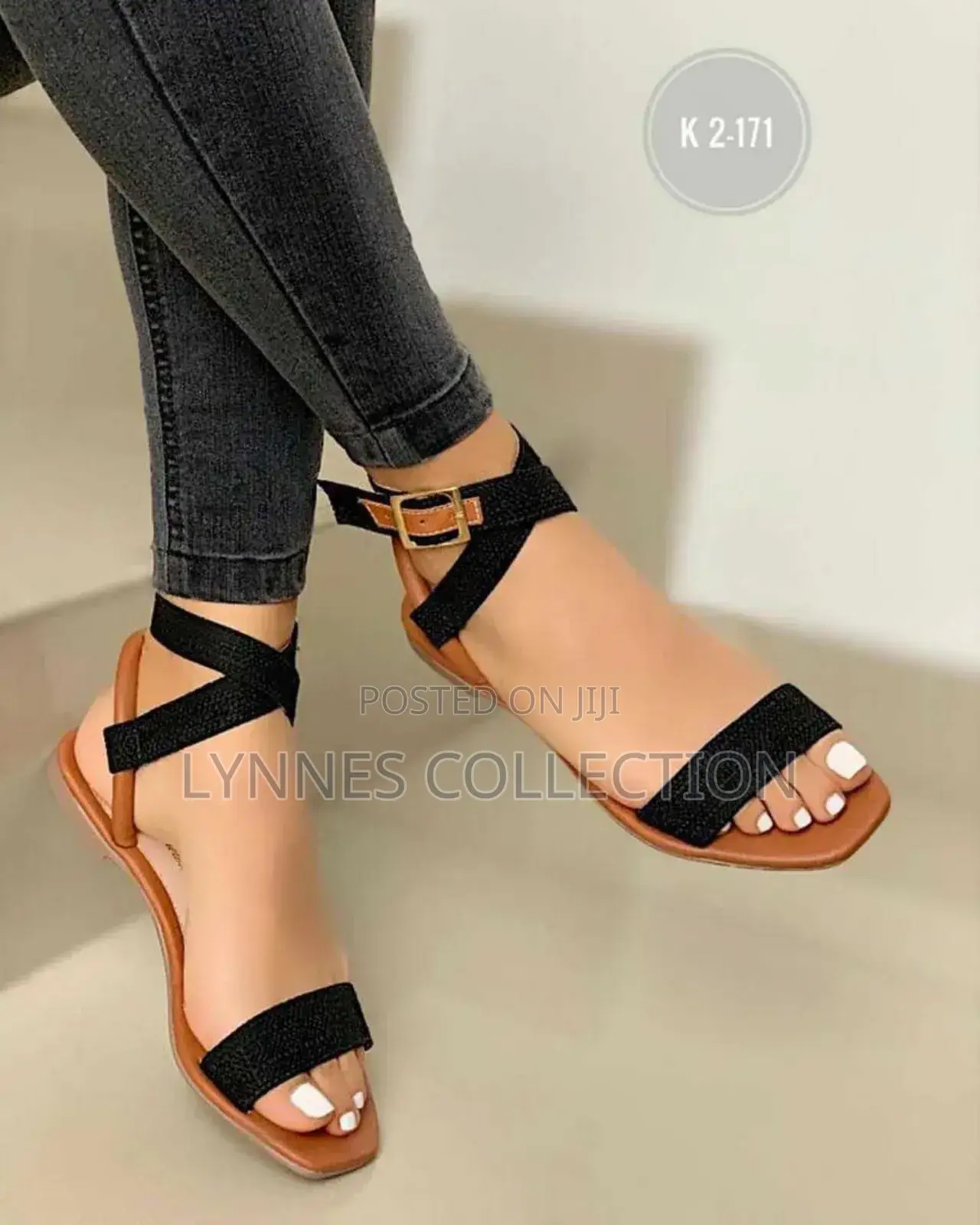 Strappy Makonge Sandals