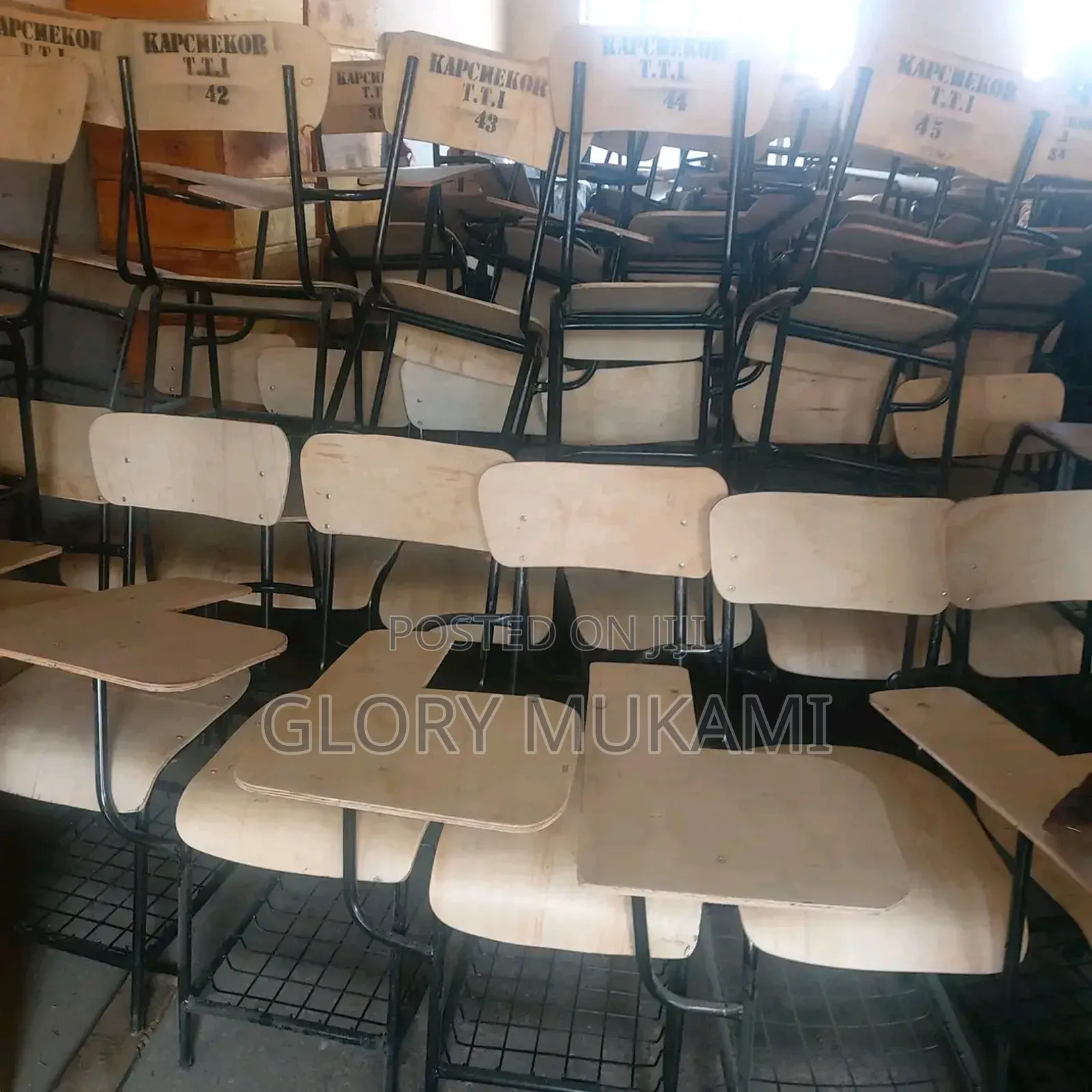 Quality Brand New Arm Chair