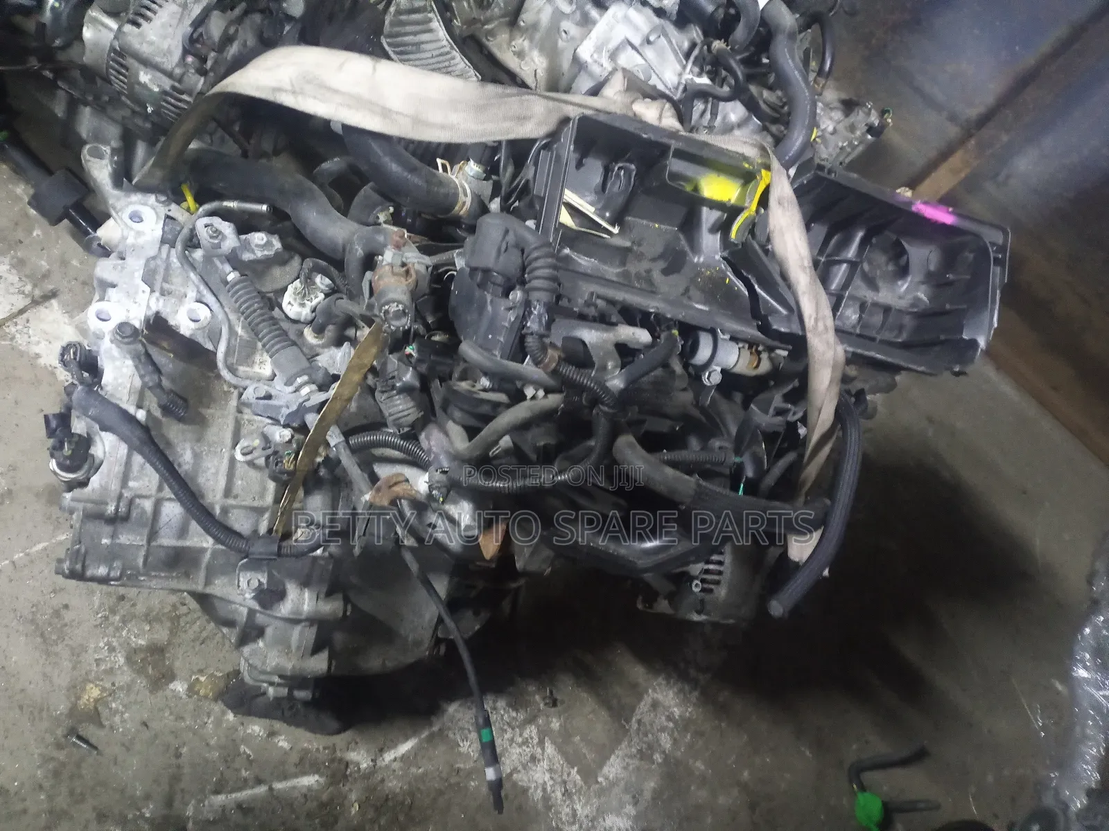 Daihatsu Mirra Complete Engine and Gearbox