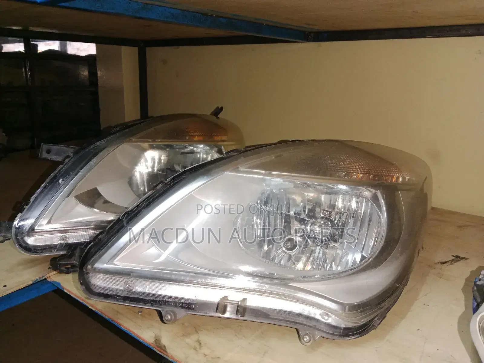 Suzuki Solio Non Xenon Headlights