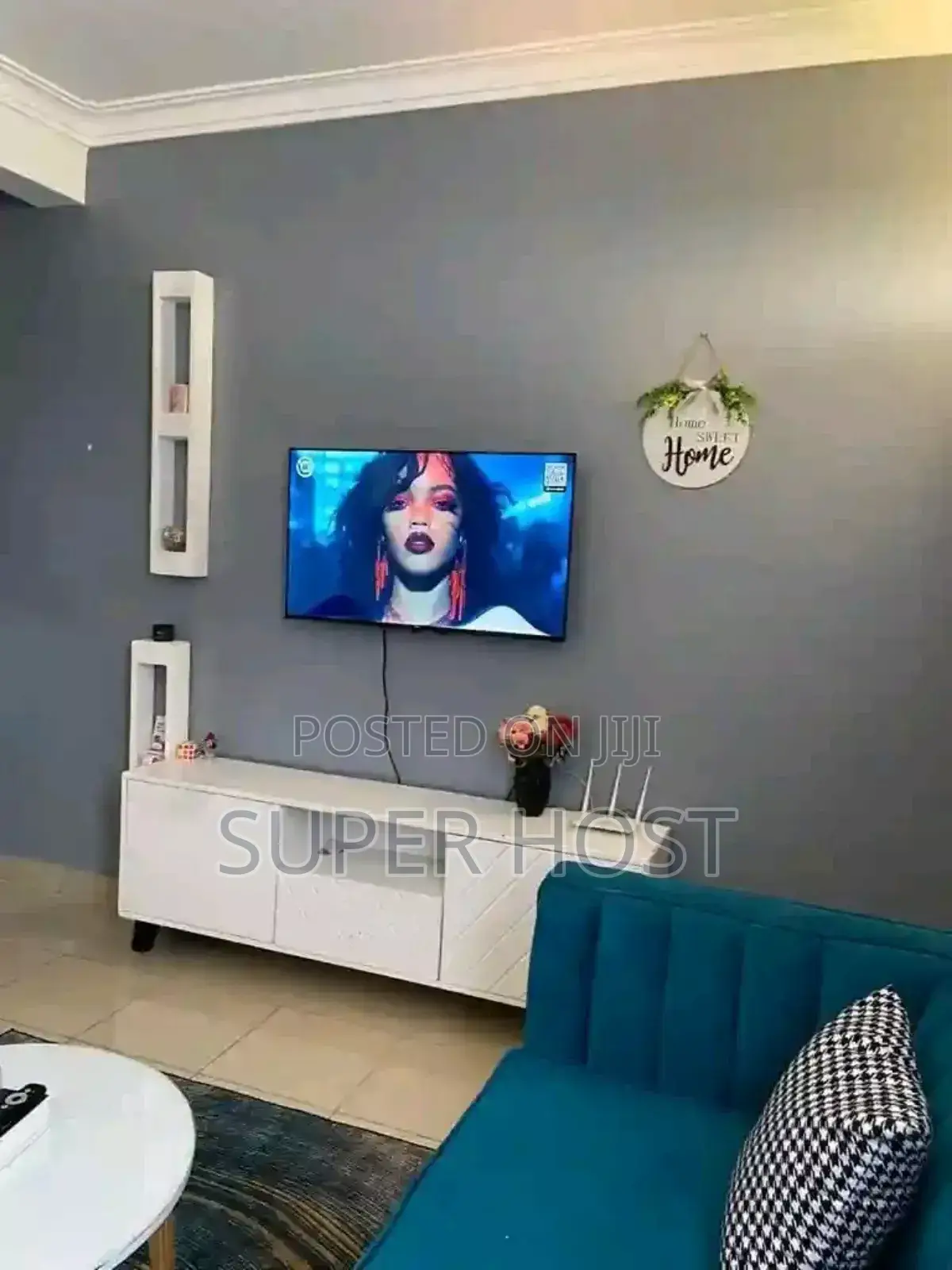 Studio Airbnb at Ruaka