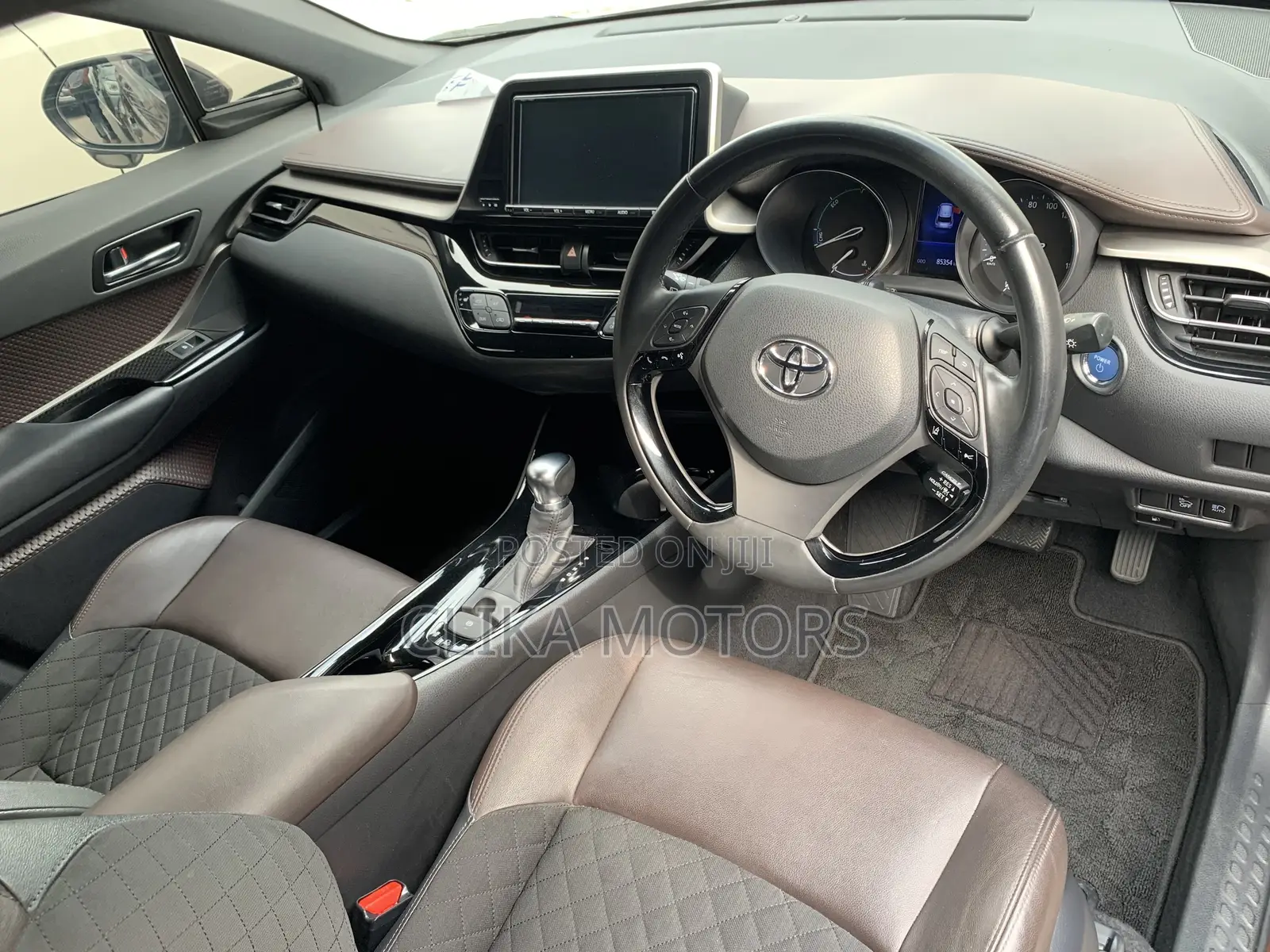 Toyota C-HR 2018 Brown