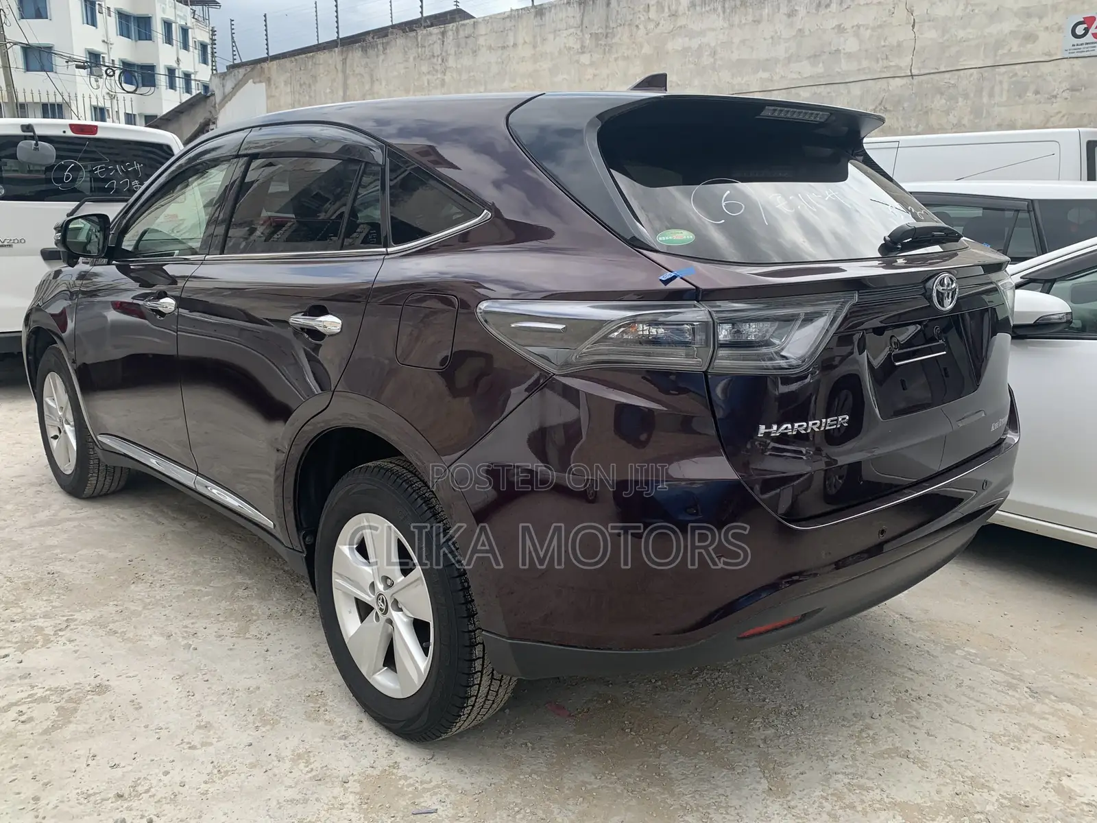 Toyota Harrier 2.0 2017 Brown