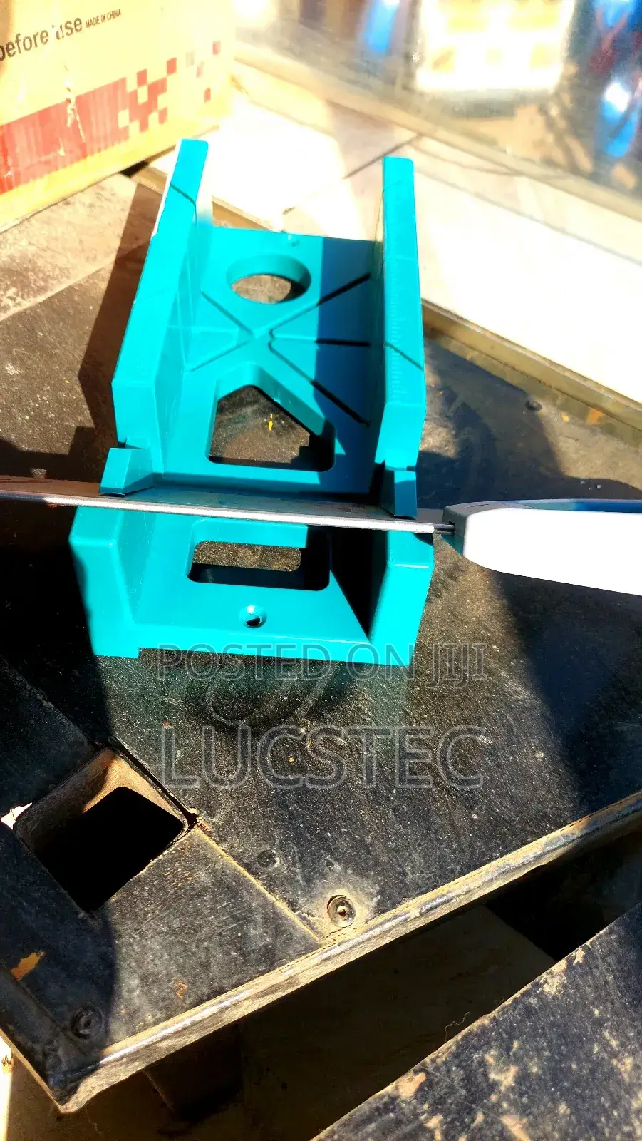 Miter Box/Hand Saw Set