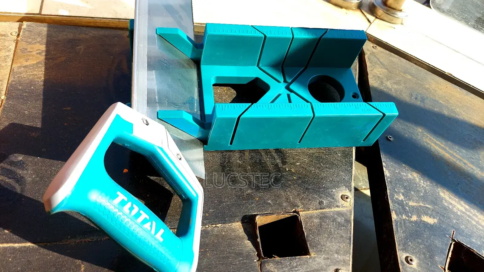 Miter Box/Hand Saw Set