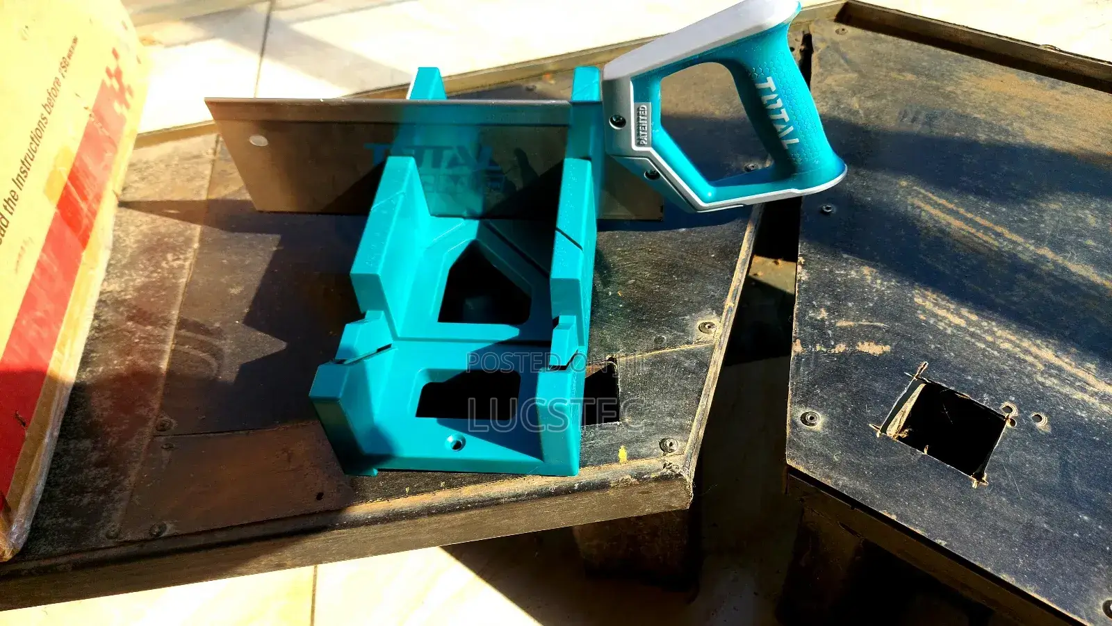 Miter Box/Hand Saw Set