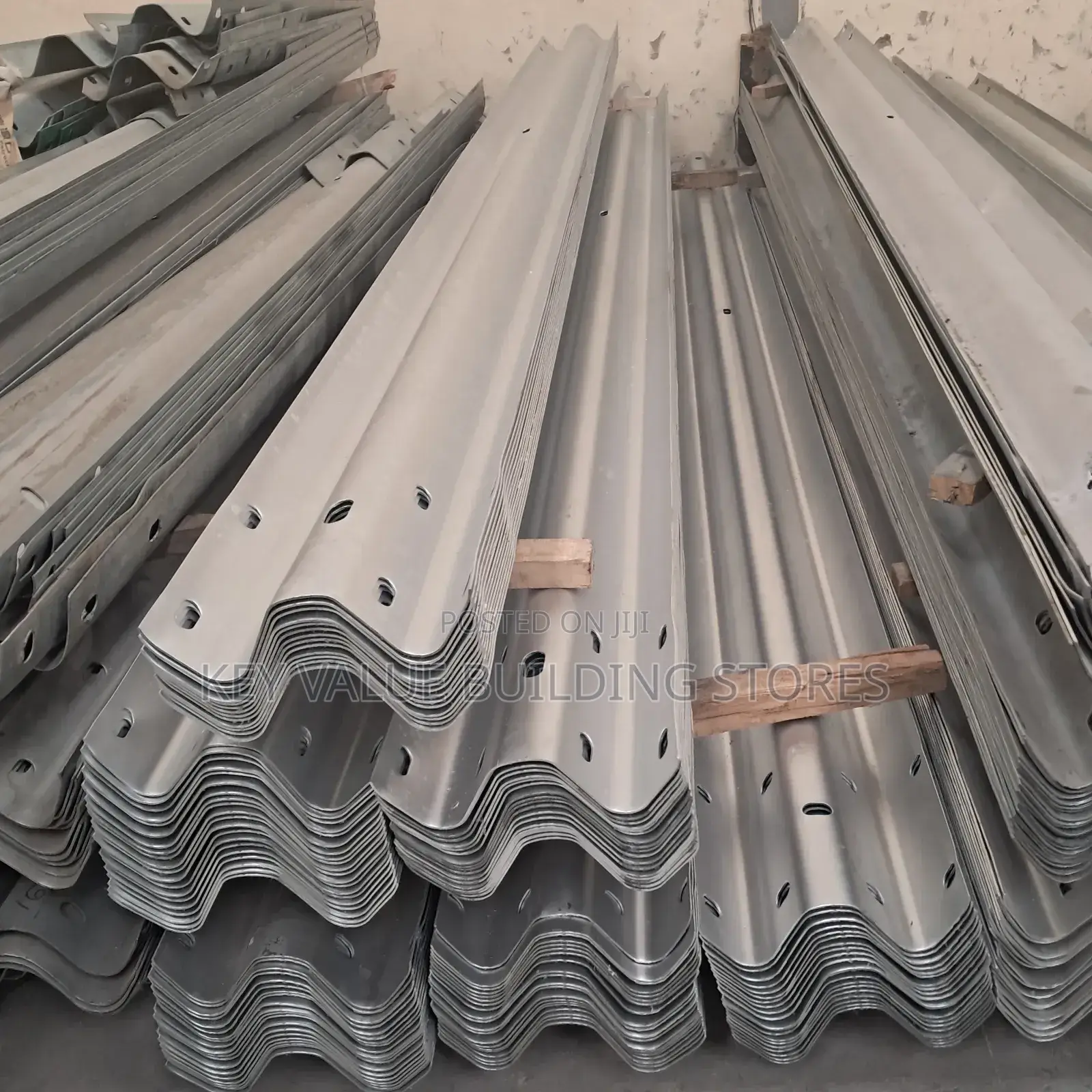 Road Safety Guardrails-Galvanized (4.3m *3mm Thickness)