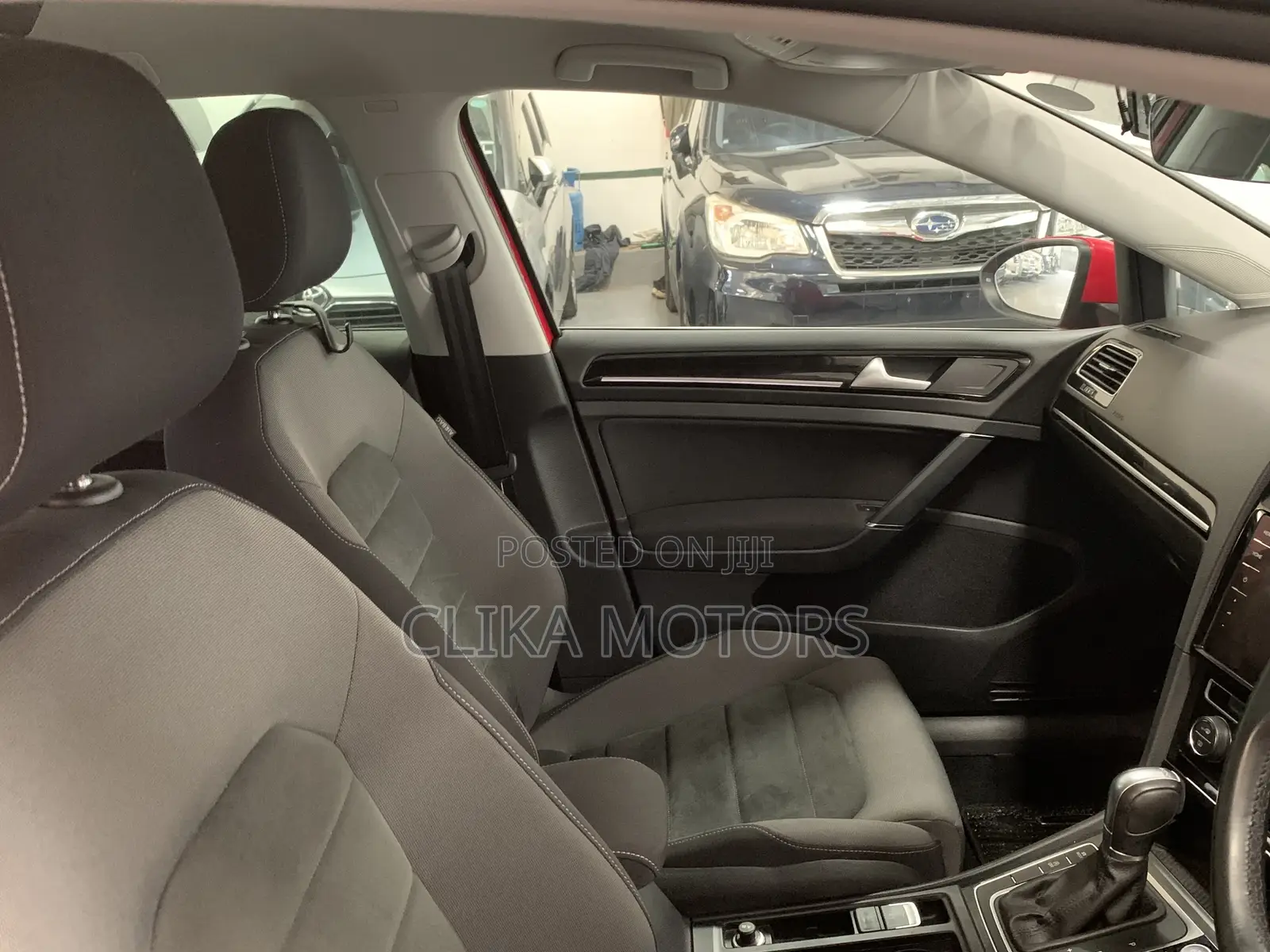 Volkswagen Golf Variant 2017 Red