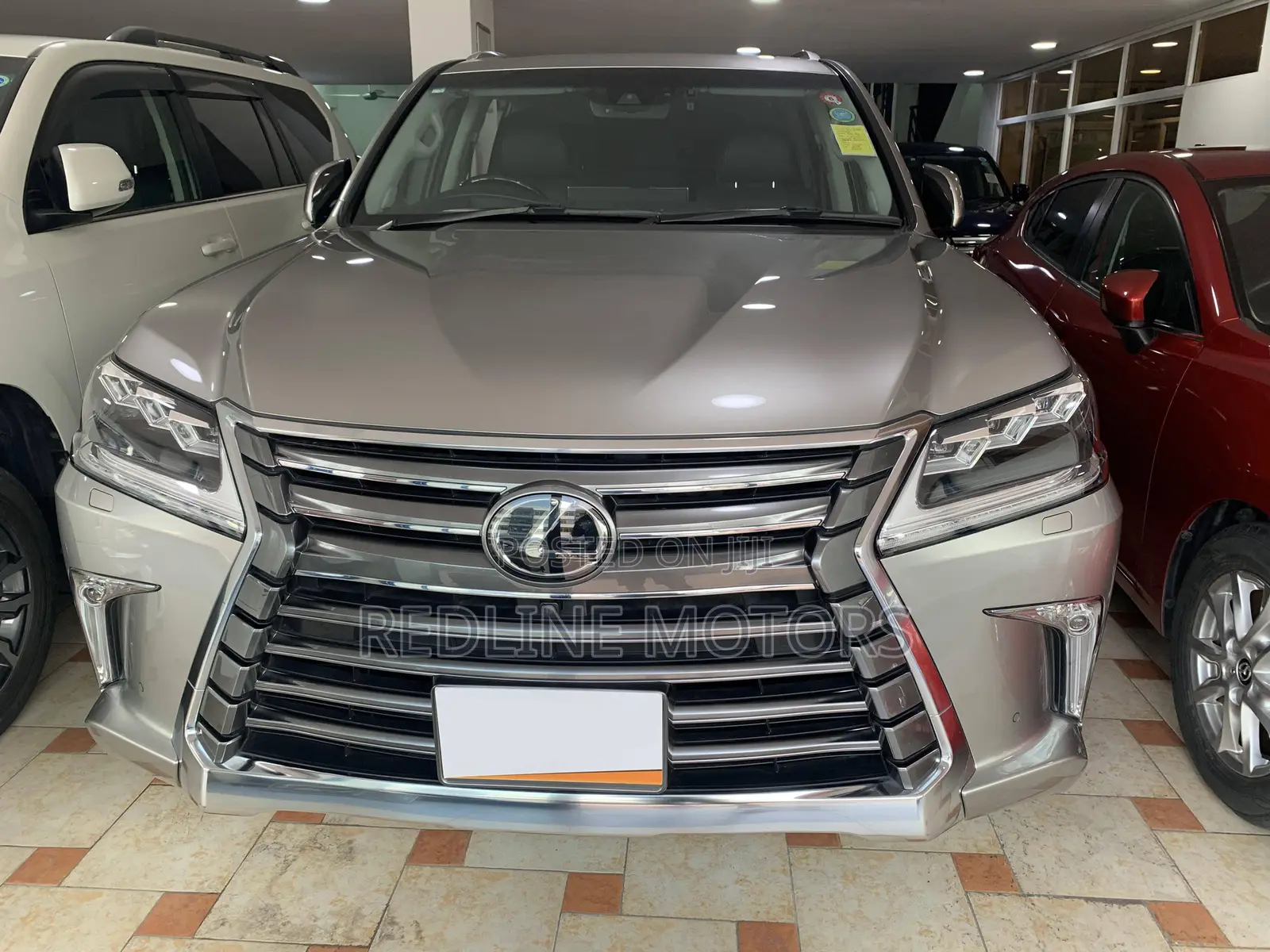 Lexus LX 570 AWD 2018 Silver