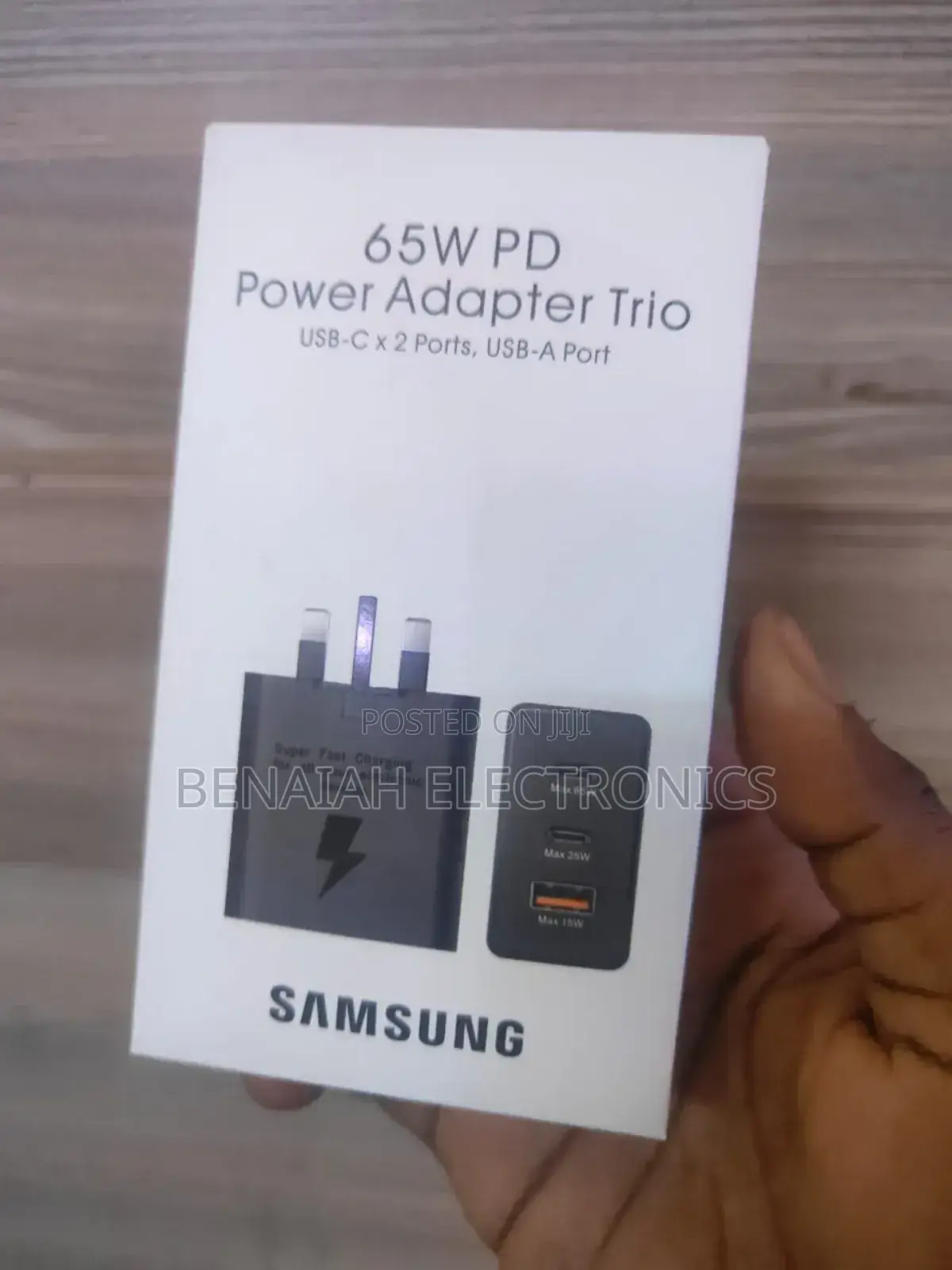 Samsung Charger.65 Watts Super Fast Charger