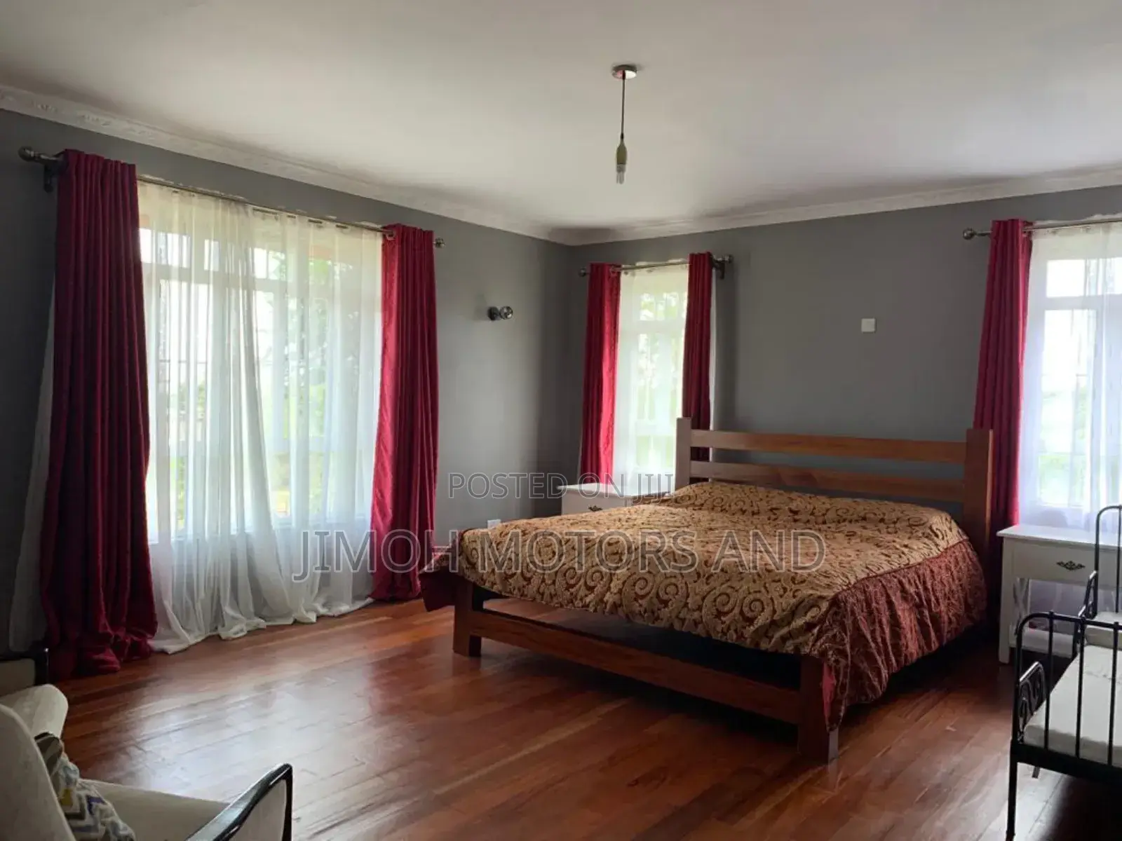 Furnished 5bdrm Bungalow in Westlands for sale