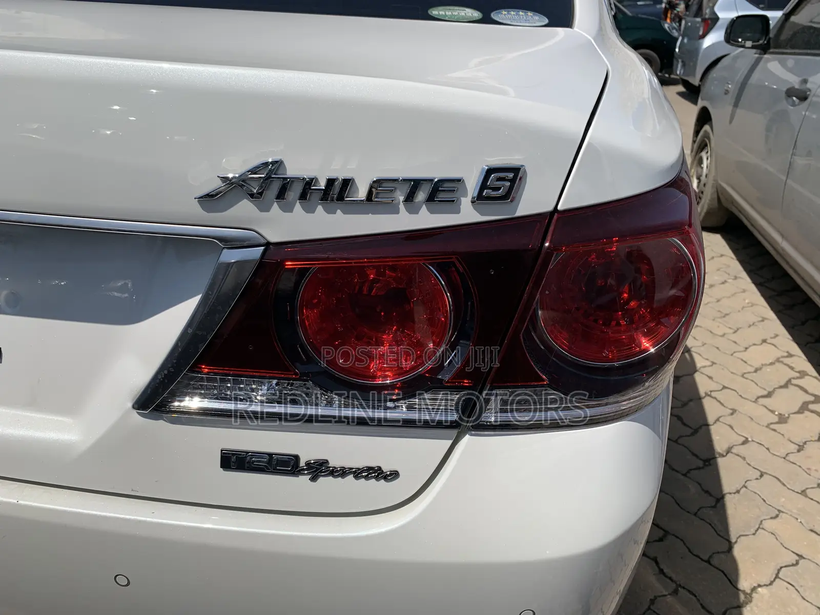 Toyota Crown 2017 Pearl