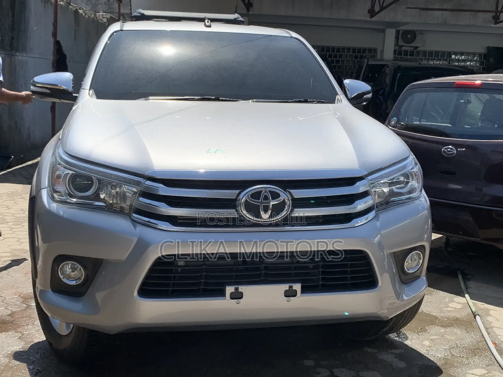 Toyota Hilux 2016 Silver