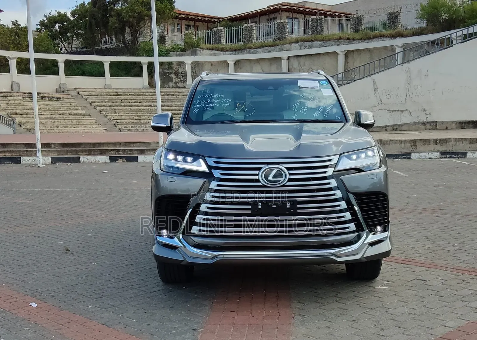 Lexus LX 2023 Gray