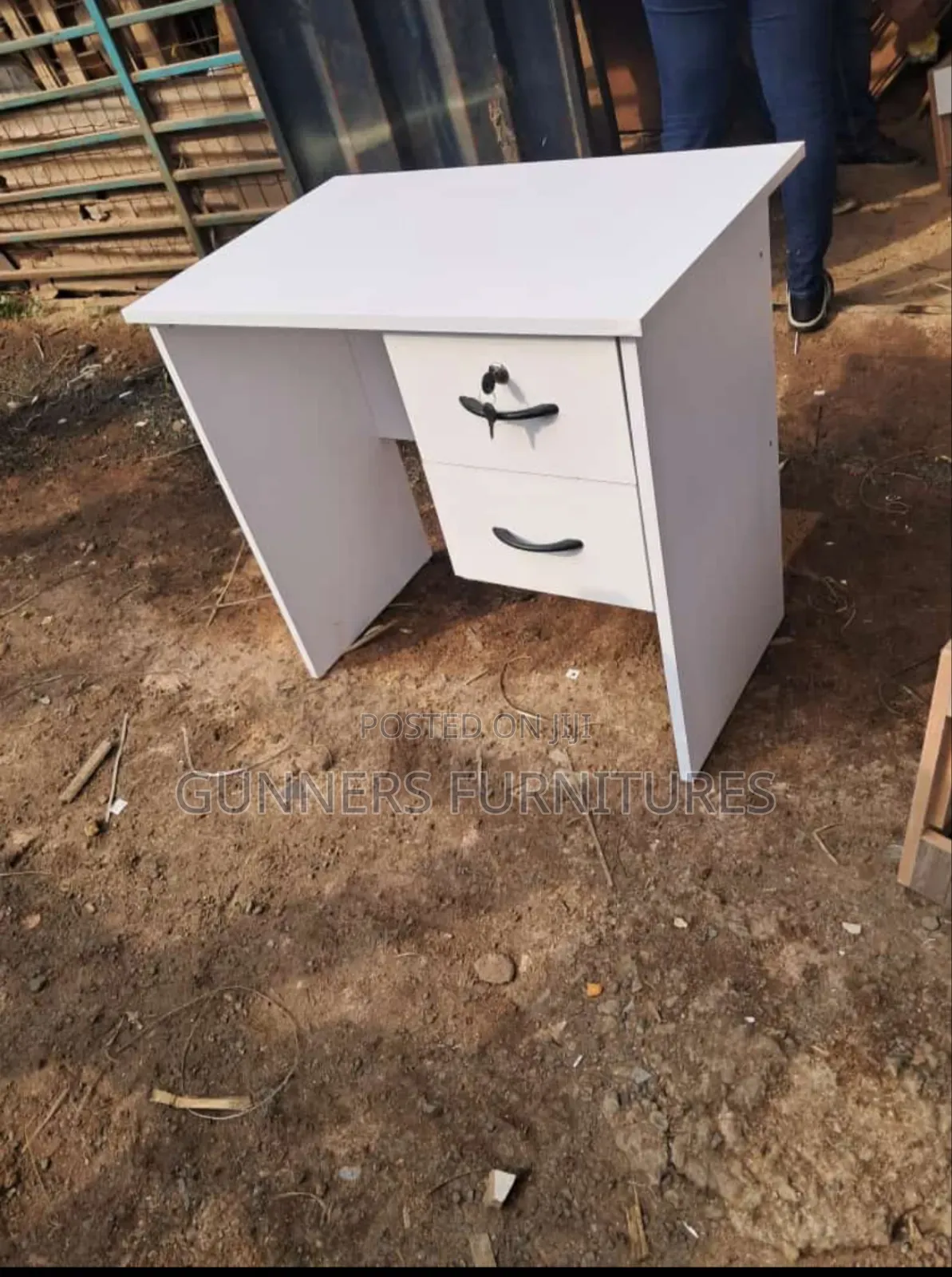 Elegant Office Desk.
