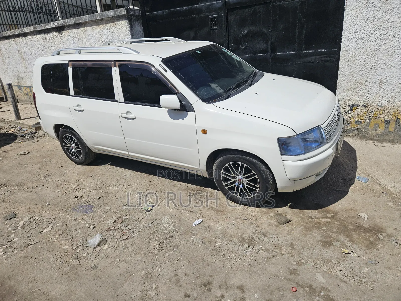 Toyota Probox 2009 White