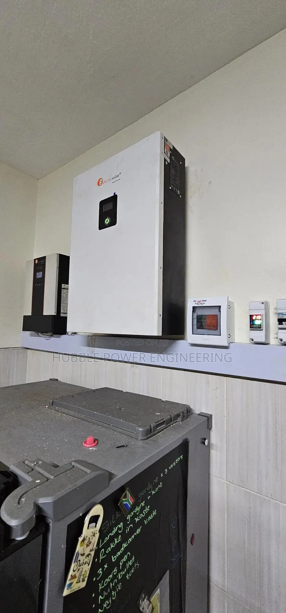 Solar Panels Lithium-Ion Battery Hybrid Inverter