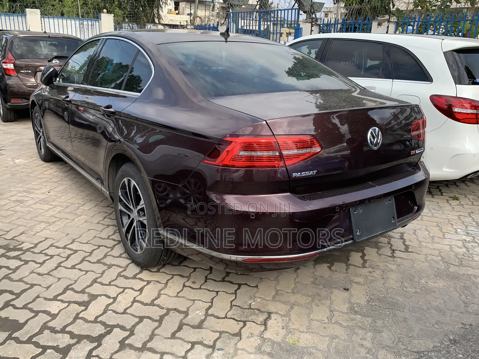 Volkswagen Passat 2017 Burgundy