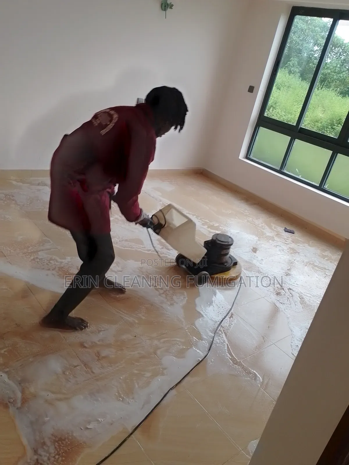 House Floor Scrubbing and Cleaning