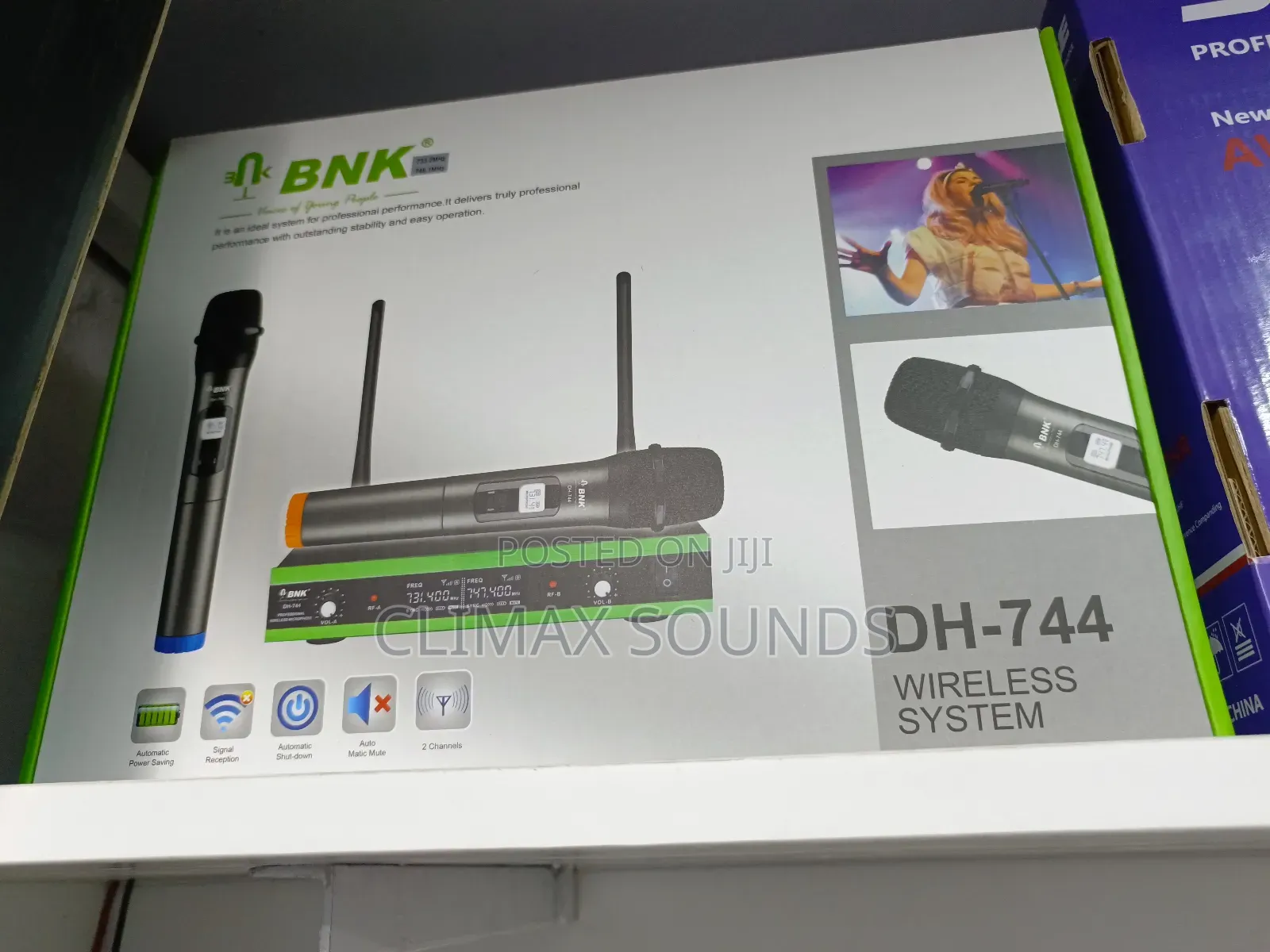 BNK Wireless Microphone Dh 744,S